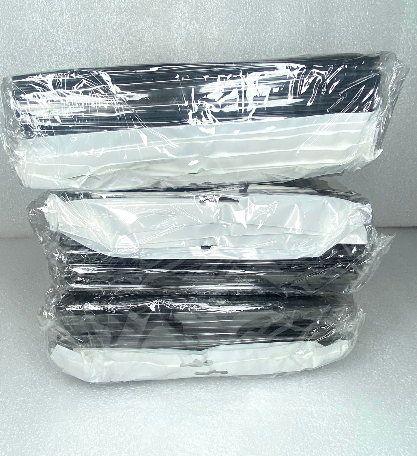 lot Of 36 New -"Master Barber" Pro Barber Jacket By Luxor Pro XL WHITE/BLK