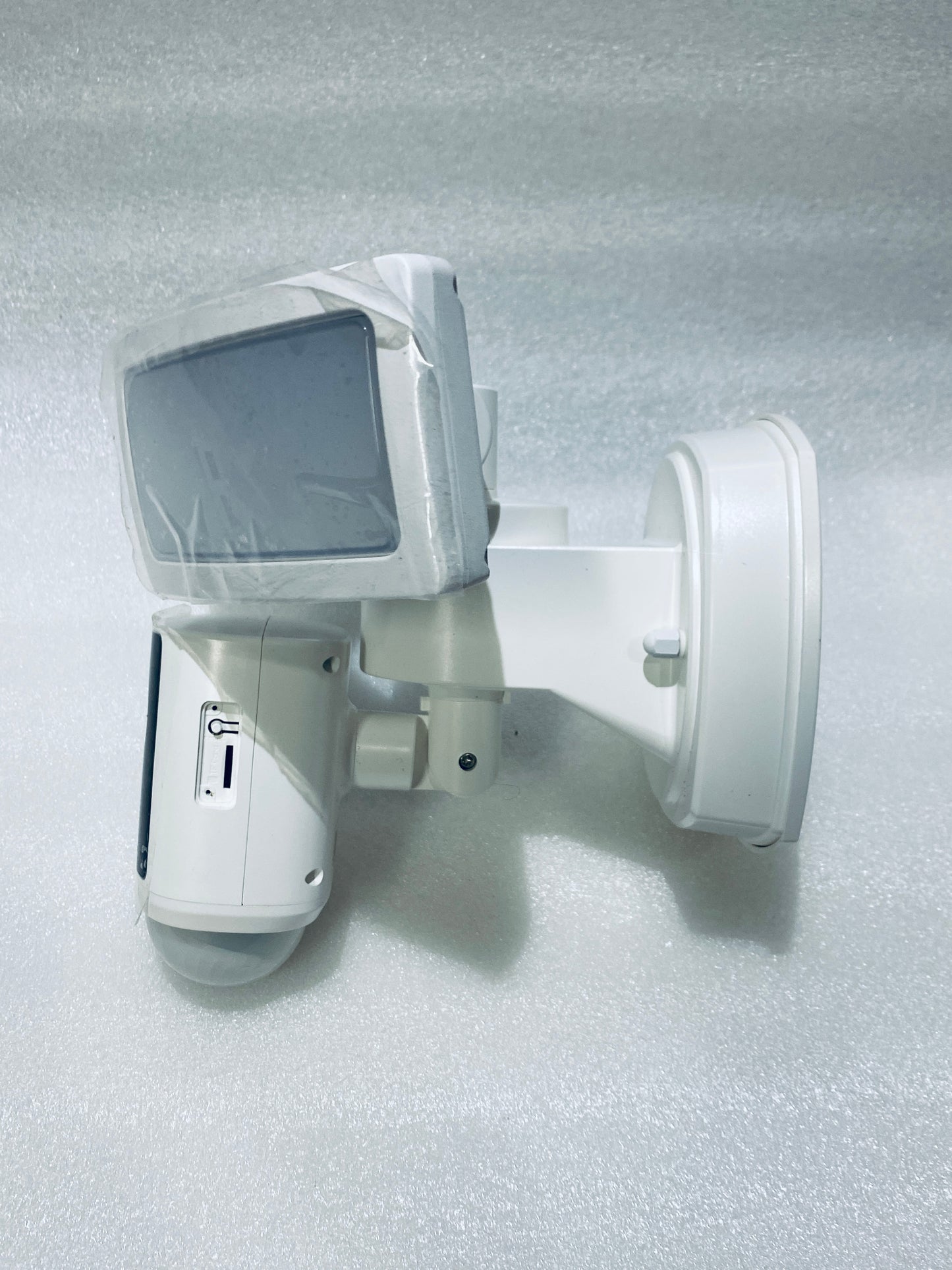 Lot Of 2 New Other Feit Electric LED Dual Head Motion Sensor 1080P HD Smart White Flood Light Security Cameras, SEC3000-CAM