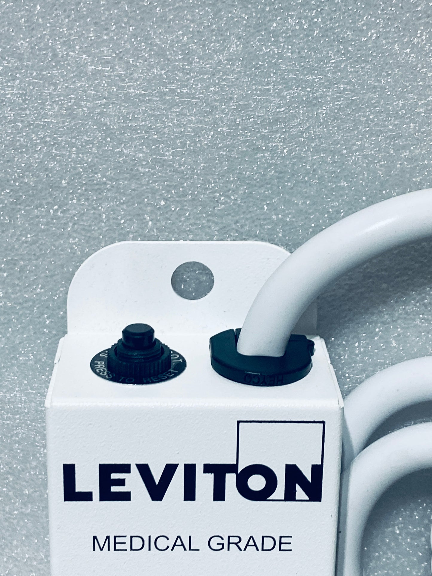 New Other Leviton 7Ft. Medical Grade 4 (TR) Outlet Power Strip, 5304M-2N7
