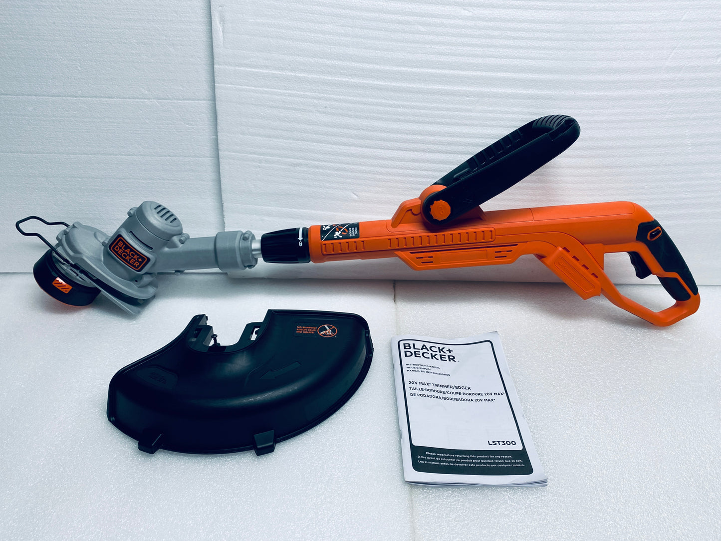 Lot Of 4 BLACK+DECKER 20V Cordless Drill/Driver, Leaf Blower, String Trimmer/Edger & Power Connect 2.0Ah Lithium Ion Battery