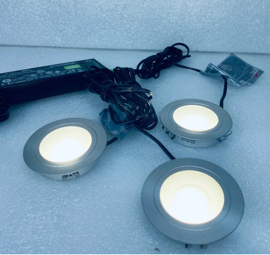 loox LED Light Driver (+ 3 LED Pucks) 100-240VAC 50/60Hz 24V DC Max .625A 15W
