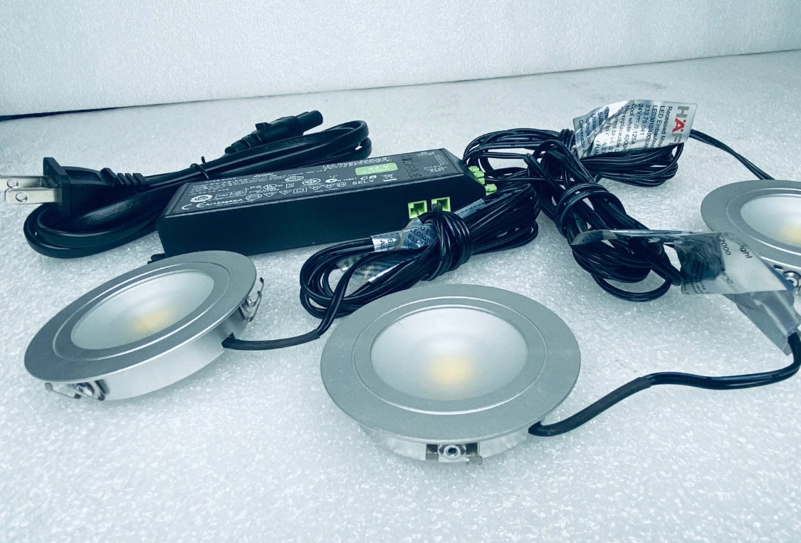loox LED Light Driver (+ 3 LED Pucks) 100-240VAC 50/60Hz 24V DC Max .625A 15W