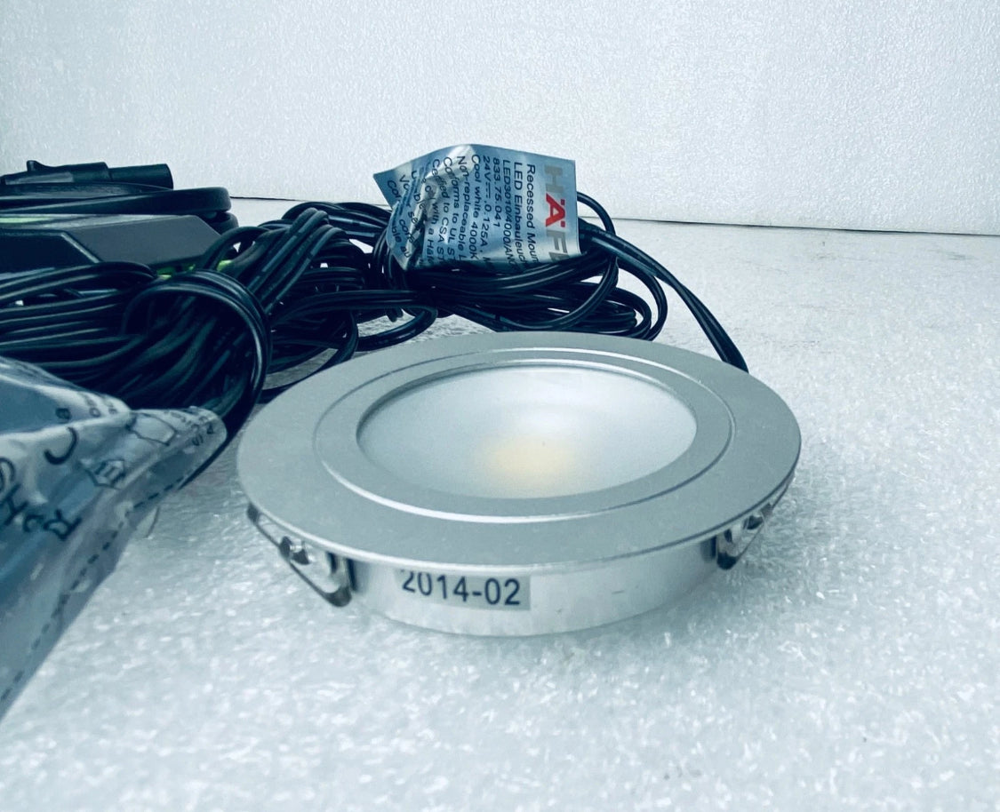 loox LED Light Driver (+ 3 LED Pucks) 100-240VAC 50/60Hz 24V DC Max .625A 15W