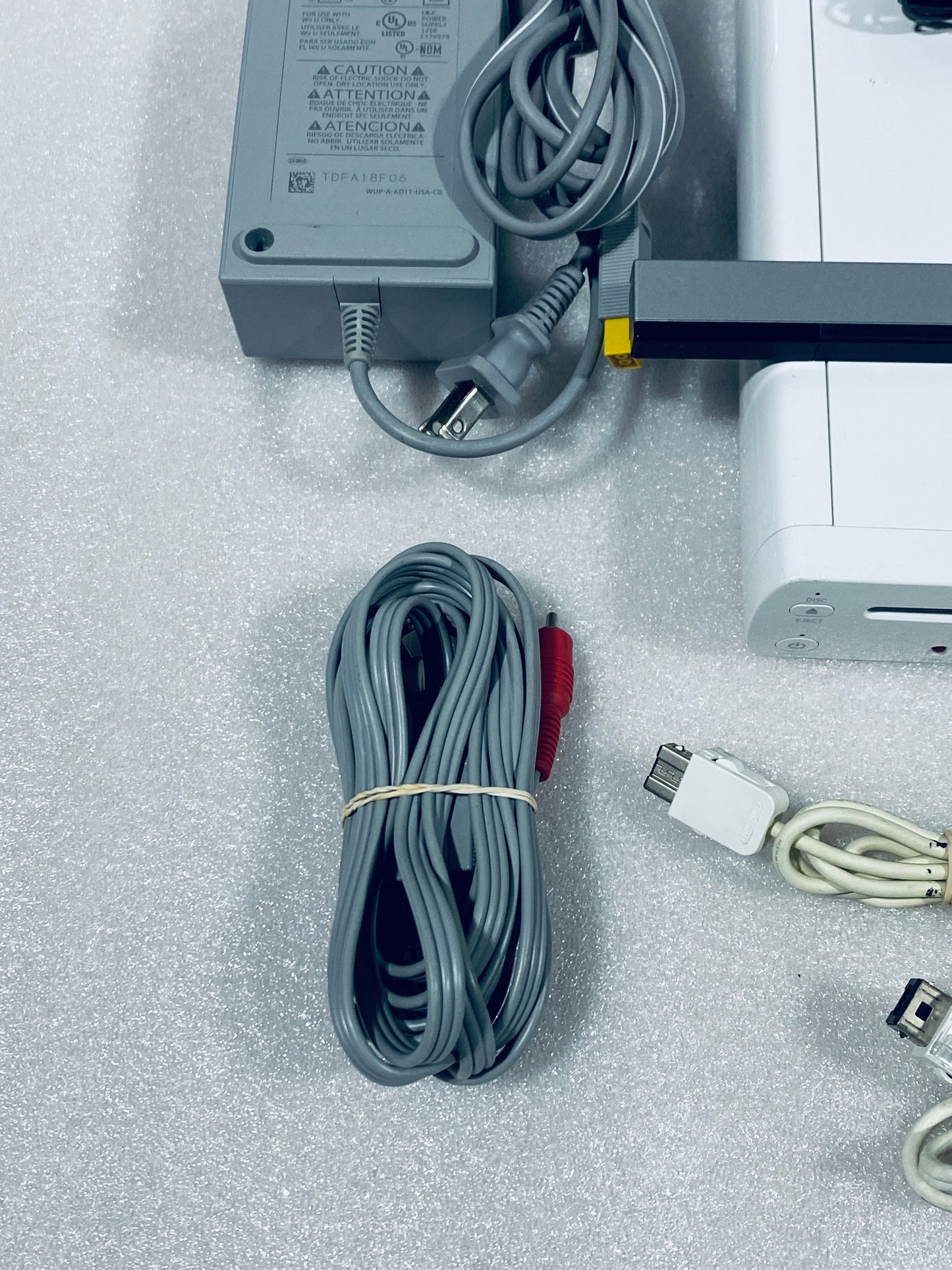 Nintendo Wii U 8GB White System With Wii Remote, Two Nunchuk & Three Games