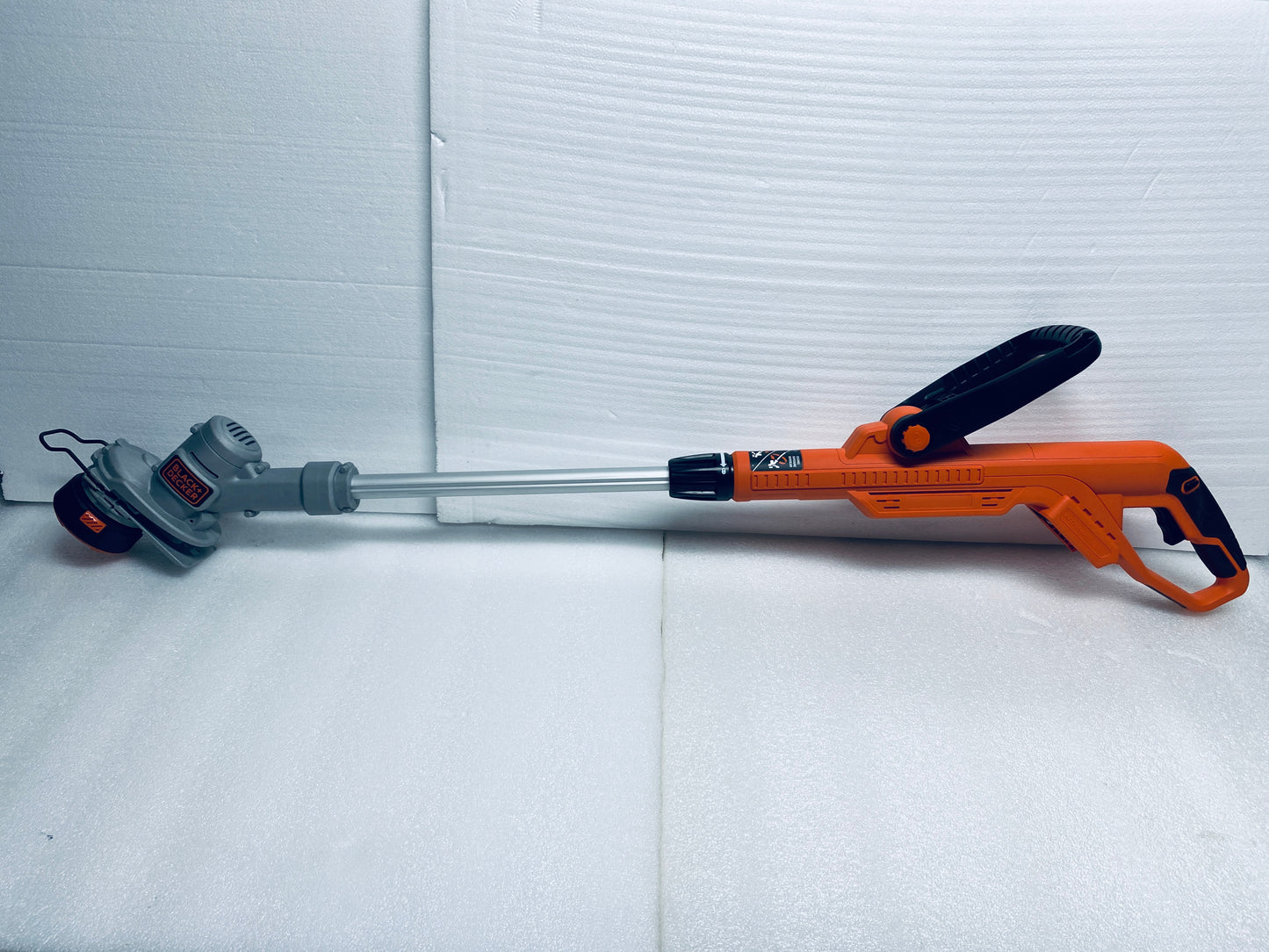 Lot Of 4 BLACK+DECKER 20V Cordless Drill/Driver, Leaf Blower, String Trimmer/Edger & Power Connect 2.0Ah Lithium Ion Battery