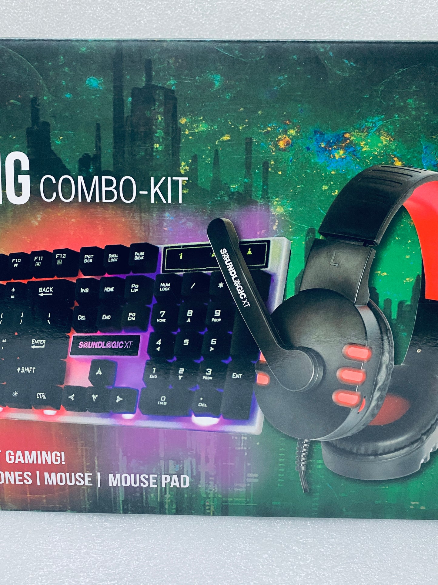 New Open Box SoundLogic XT Light-Up 4-In-1 Gaming Combo-Kit, Keyboard, Mouse, Mouse Pad & Headphones