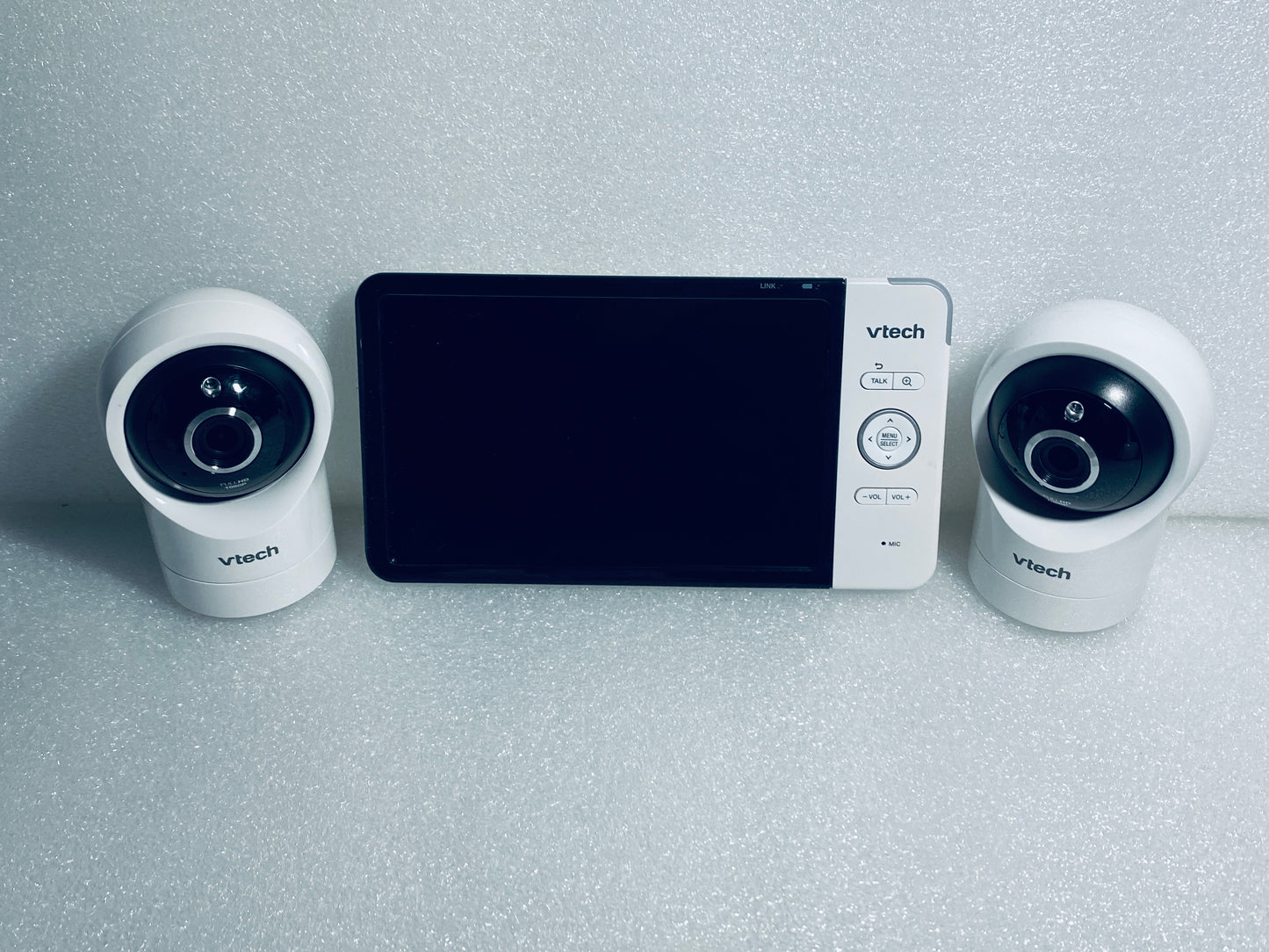 VTech RM7764HD 2 Cameras With 7” Smart Wifi 1080p Pan & Tilt Monitor Grade C