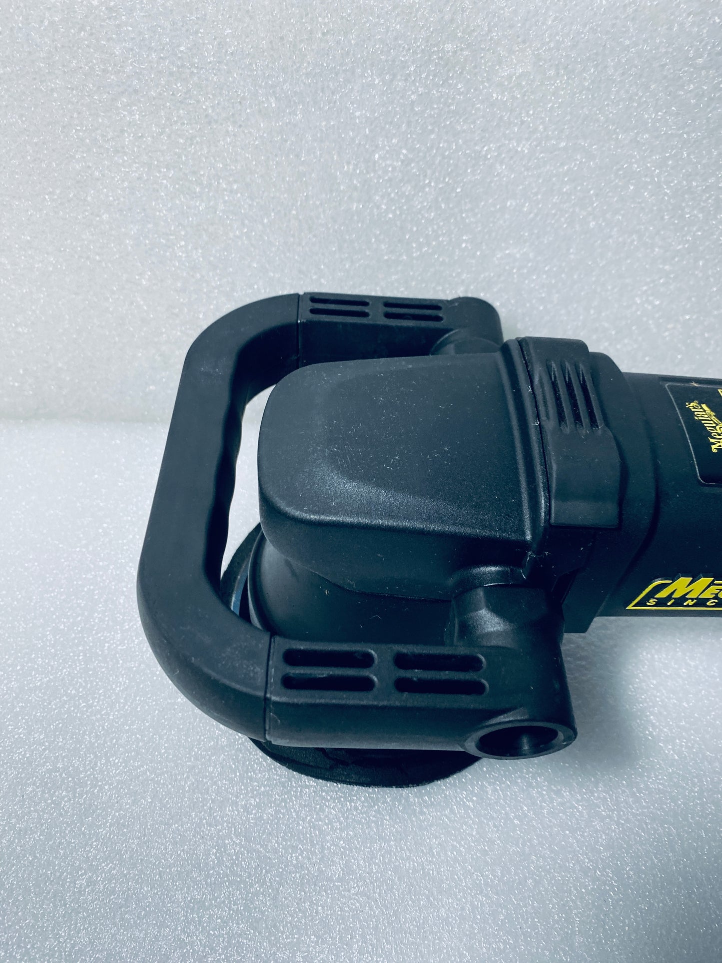 Meguiar's Professional Dual Action Black Polisher With Adjustable Speed Dail, MT300