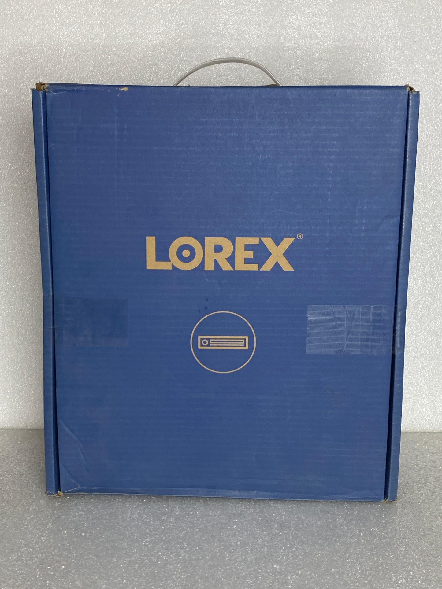 Lorex 8 Channel 4K HD 2TB HD Security System DVR & 4 Indoor/Outdoor 2K 5MP HD Active Deterrence Bullet Cameras