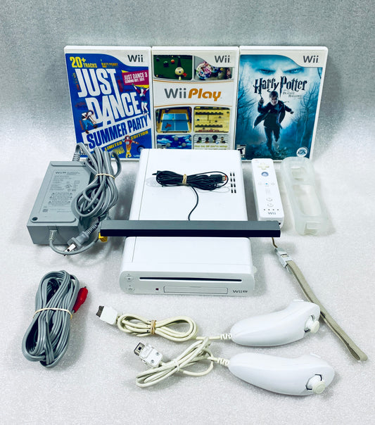 Nintendo Wii U 8GB White System With Wii Remote, Two Nunchuk & Three Games