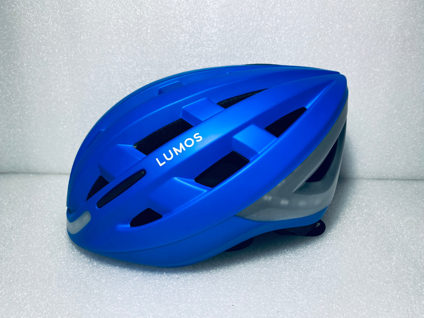 New Other Lumos Kickstart Size M/L Bluetooth Cobalt Blue Smart Helmet With Remote, LHEKSBL15-A1