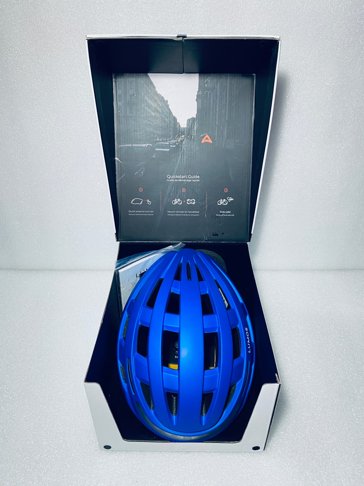 New Other Lumos Kickstart Size M/L Bluetooth Cobalt Blue Smart Helmet With Remote, LHEKSBL15-A1