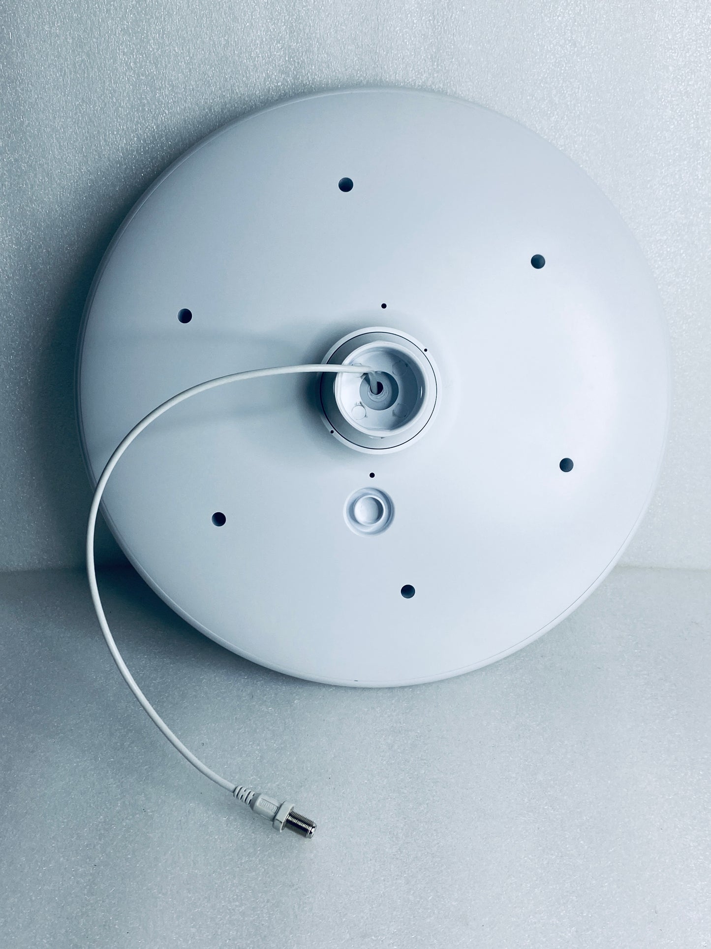 New Other RV Outdoor Roof Mounted Omni Directional TV Antenna For Camper, White