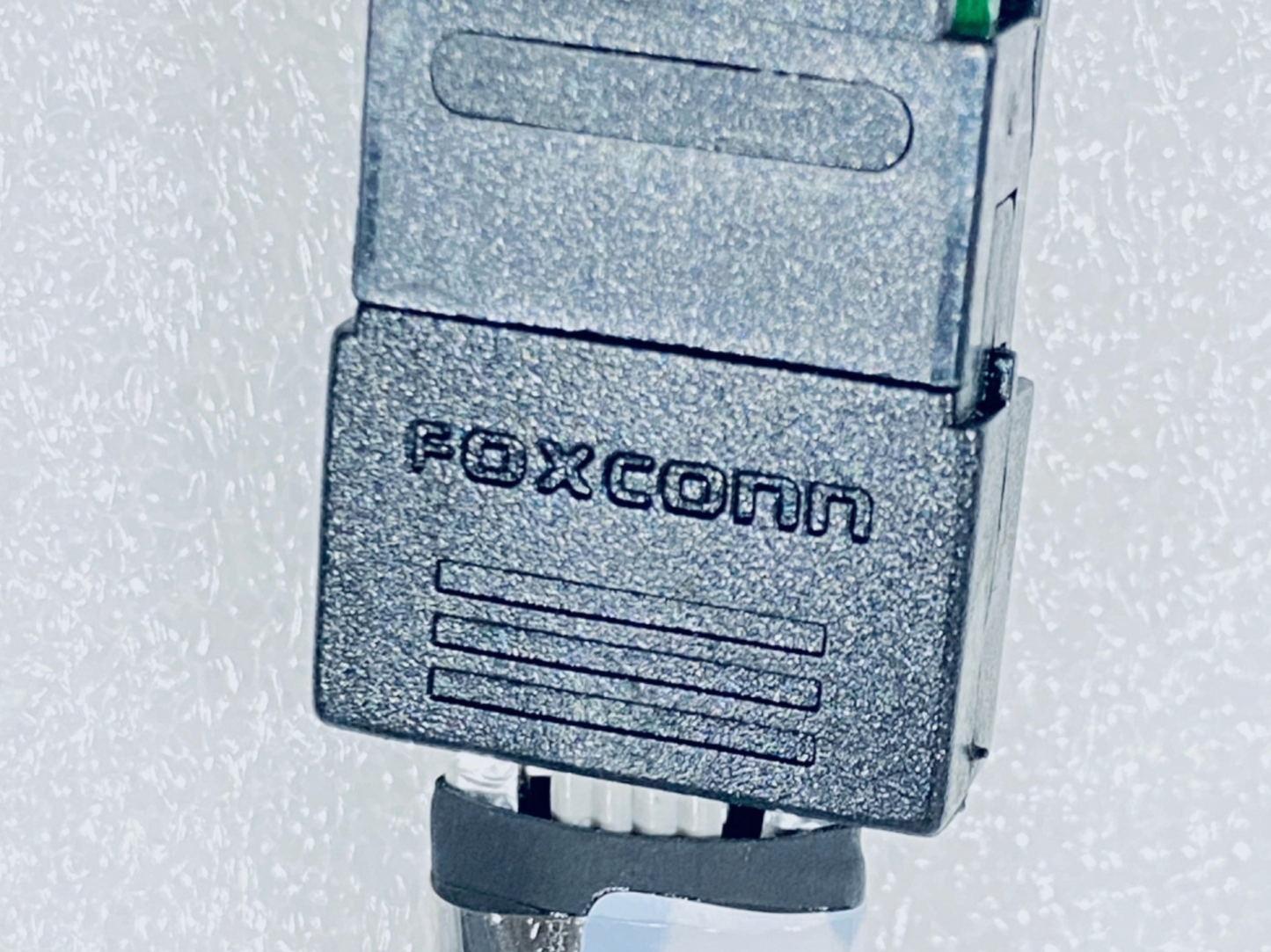 New Foxconn Mini SAS Cables Approx. 34" Point to Point, P/N:519512-001 & Spare P/N: 536672-001